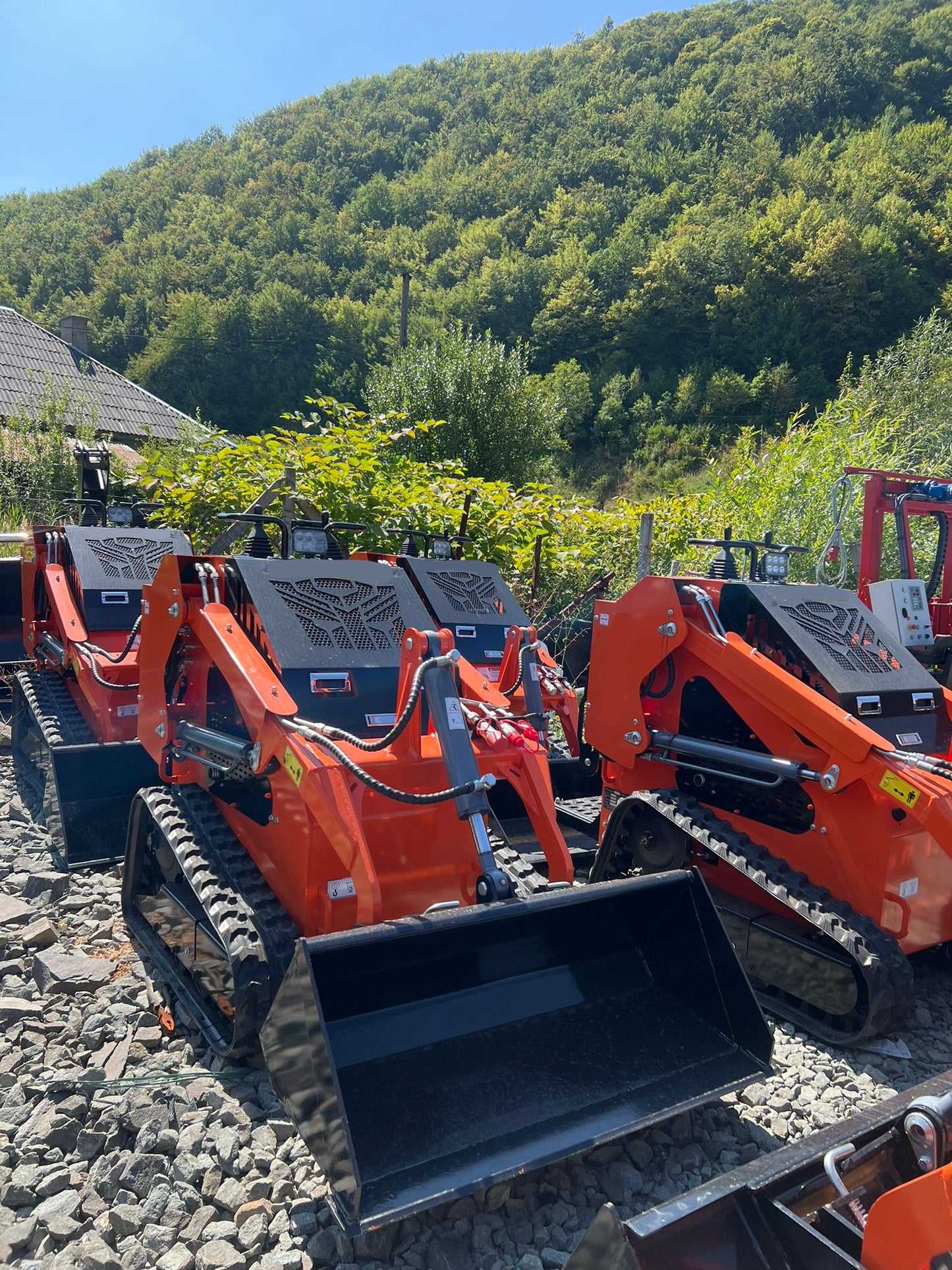 MINI ÎNCĂRCĂTOR VEXON VT180