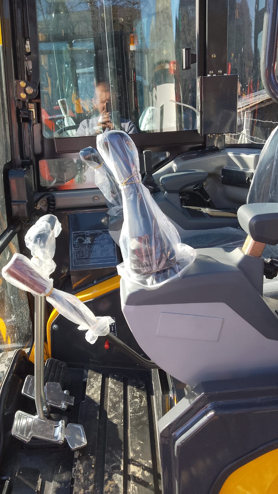 MINIEXCAVATOR VEXON SVX22