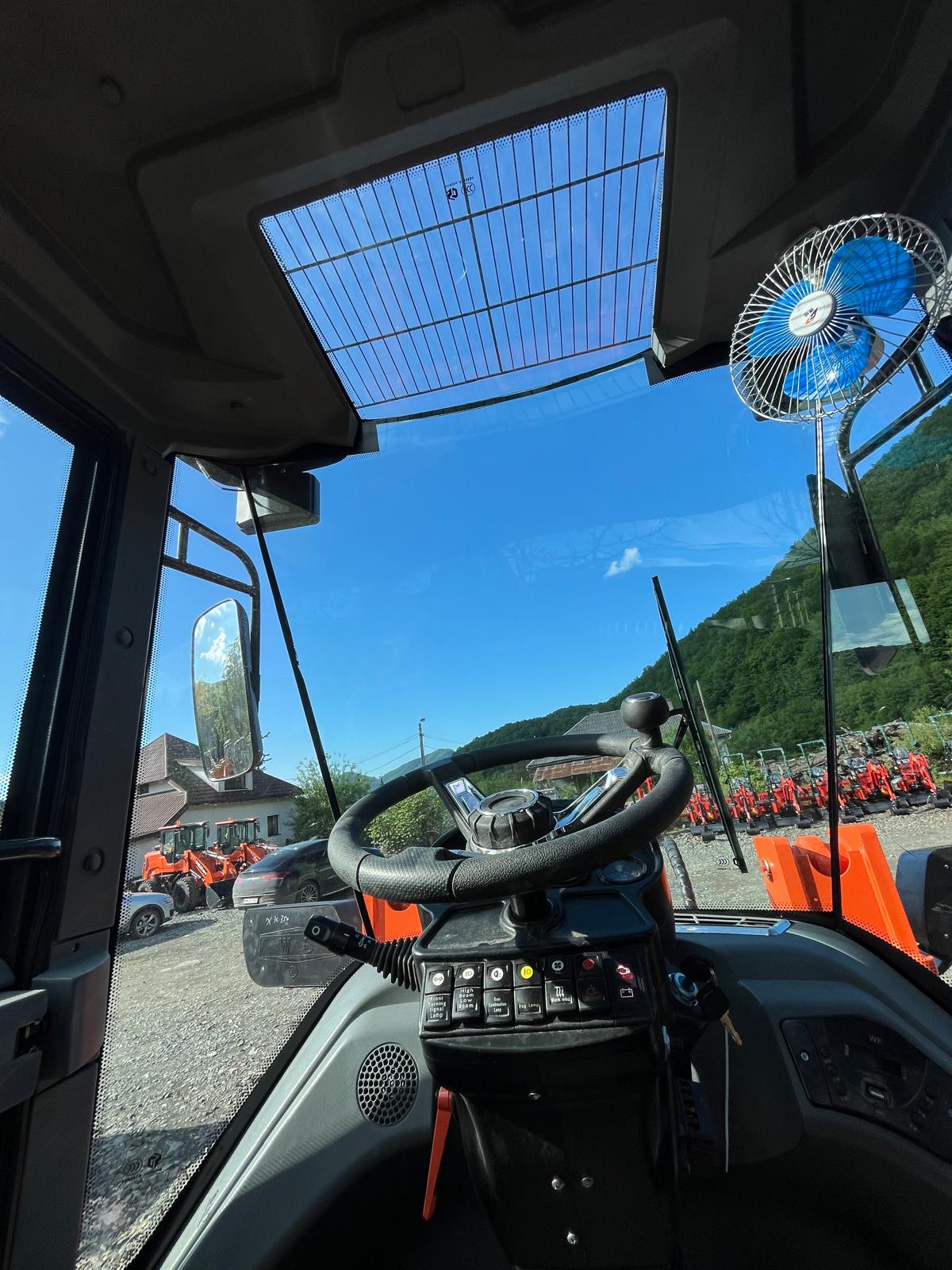 ÎNCĂRCĂTOR FRONTAL VEXON VK350 F